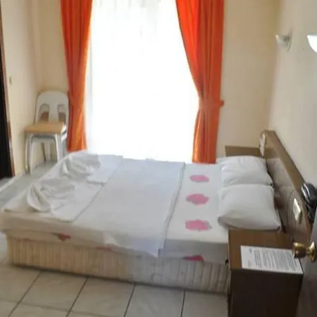 Marsyas Ξενοδοχείο 2*